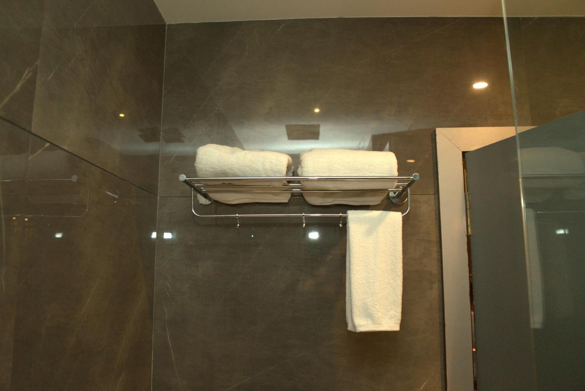 Hotel Tanisha Kishanganj Ngoại thất bức ảnh